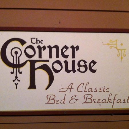 The Corner House Bed & Breakfast Bed and Breakfast Nicholasville Exterior foto